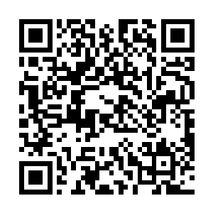 最后李睿只好把所有的怒气都撒在了瀚海集团的产业上二维码生成