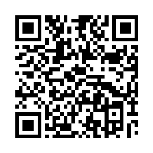 最有创意的是大殿席面上用了好些夜光杯二维码生成