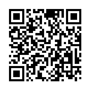 最终她小心翼翼地将星宿棋盘也撤离开来二维码生成