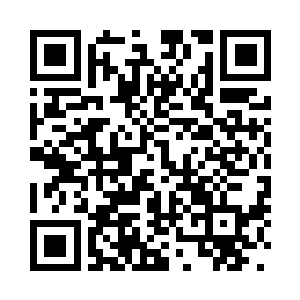 最终顺着他的手指滴落在了地面上二维码生成