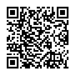 最高阶层的战士头领和巫医们也都居住在那一块二维码生成