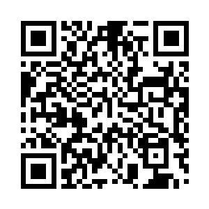 月无情远远看见等在门口那个熟悉的身影二维码生成