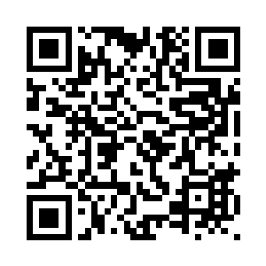 月灵远远的站在一座偏殿的房顶上二维码生成