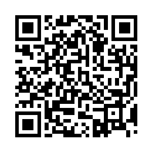 有一名珊延书院的士子看起来正在和人争论二维码生成