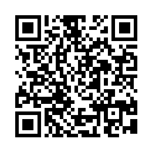 有一名男子甚至去拽苏林背后的裂空刀二维码生成