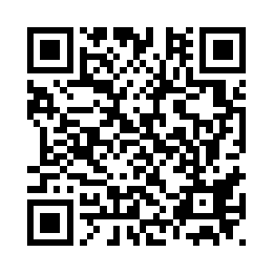 有一块特制的铁板阻拦着他的去路二维码生成