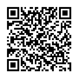 有个别跟她关系还可以的女同学问她是不是寒假大补特补了二维码生成