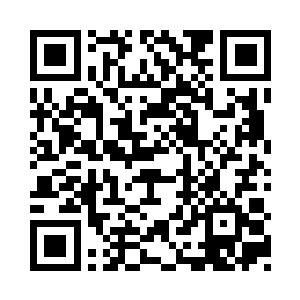 有些报纸则追加了海沙安远广场的开业信息二维码生成
