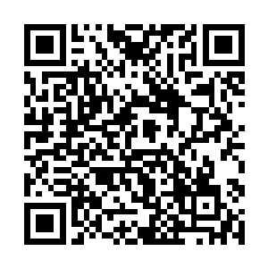 有些无奈地看了一眼华夏天神和宇瑶大神消失的地方二维码生成