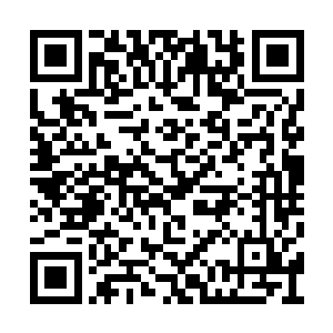 有人竟然会在一辆普普通通的车上面安装喷射器二维码生成