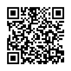 有几个人已经提着枪从里面跑出来二维码生成