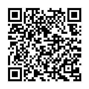 有几个早就看李德不顺眼的学生和家长都笑了起来二维码生成