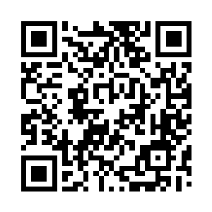 有微博项目部的工作人员现场用电脑发微博二维码生成