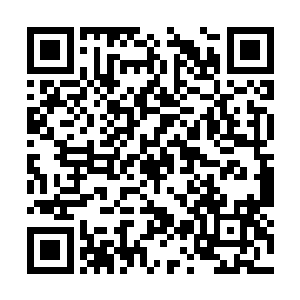 有时候喜欢上一个人不过是一个眼神或者一张笑脸二维码生成