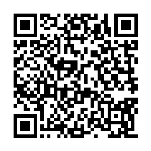 有时候感动并不是因为多么大的钻石或者是房子二维码生成