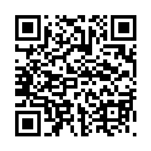 有火辣辣的鲜血顺着罗校长的脸颊流了下来二维码生成