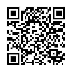 望着张潇晗的眼神里虽然没有了怒火二维码生成