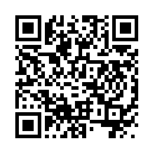 望着白里透红的水蜜桃叹了一口气二维码生成