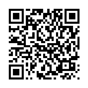 望着那具红色棺椁一动不动的许诺二维码生成