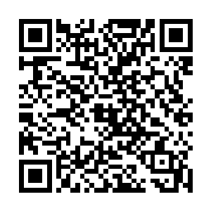 朝着悬浮在地球上空三万里的耳环状钢铁堡垒直抓而去二维码生成