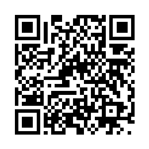 朝着拦在最前面的楚旬等人狠狠的啄了过去二维码生成