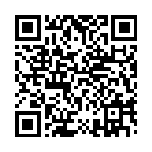 朝着被束缚在原地的绝尘剑客攻击了过去二维码生成
