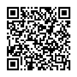 朝着那个狗屁少主和黑袍大地骑士的脸上飞溅而去……二维码生成