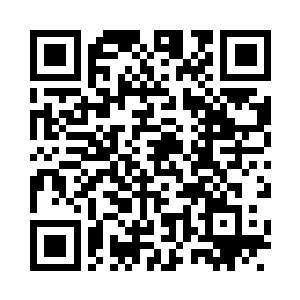 木萦看木洛只是带着嘲意的看着自己二维码生成