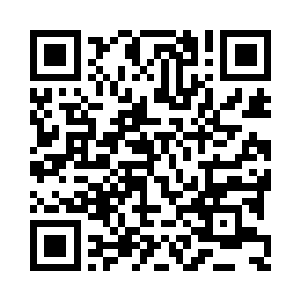 未来的冰雪女皇终于露出了无奈而感性的一面二维码生成