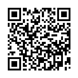 末世后文明时代萌妹纸穿越原始大森林二维码生成