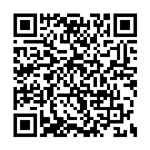本就散发着强大压迫力的中年人和这大喝声相合二维码生成