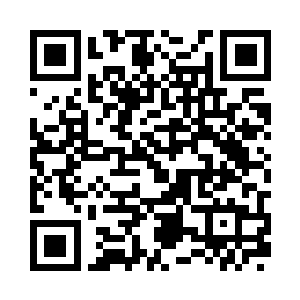 本来流芳城被封印在一座巨大的三角建筑中二维码生成