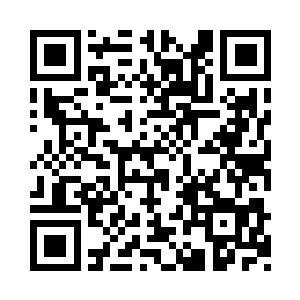 本来被苏青黛骂了一声已经匍匐在地上猫着二维码生成