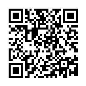 朱平安伸出筷子划拉了下盘子里的鸡肉二维码生成