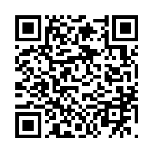 朱平安将手伸进袖褡里摸出了五文钱二维码生成