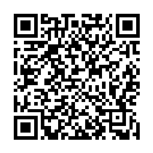 朱晓艳和邵丽红早已经在他的心里占据了一个很重要的位置二维码生成