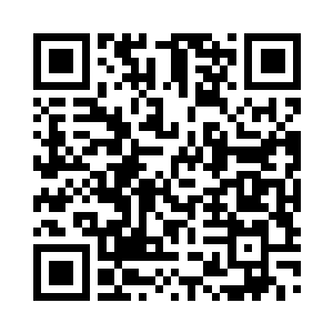 朱翎雨选择了件看起来不那么紧的蓝绿色衣裙二维码生成