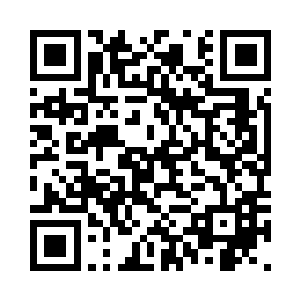 机甲上射出一束磨盘粗细的白色光芒二维码生成