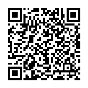 机长被戴上了手铐――手铐是从安全员的尸体上搜出来的二维码生成