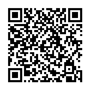 权侑莉流着幸福的眼泪点头小脑袋回答着金在珉的深情告白二维码生成