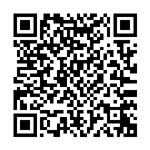 李大夫和王大夫顿时连忙拉着刘大夫辞别了热情留饭的朱平安二维码生成