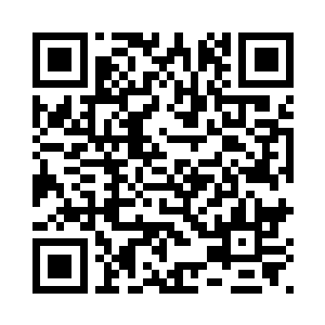 李富真也是很快的就离开了四合院二维码生成