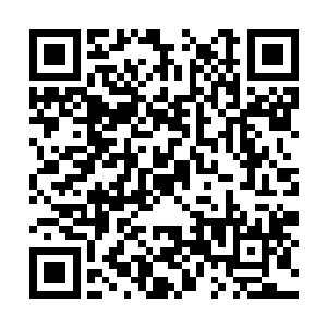 李小小用湿毛巾把屠冷羽雪腻的膏腴之处清理一番二维码生成