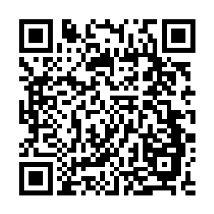 李峰也要费很大的力才能够将这些晶石从墙壁当中抠出来二维码生成