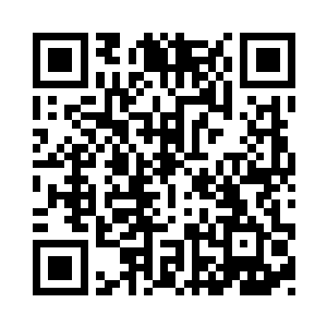 李峰发现他们位于一个宽阔的广场上二维码生成