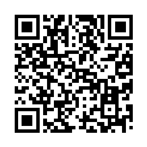 李开水一家人刚刚吃完晚饭看电视呢二维码生成