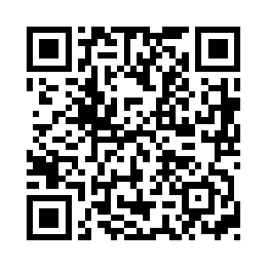 李心慈小手轻轻的揉着柳逸尘被拧过的脖子二维码生成