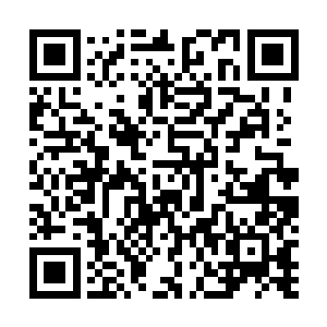 李意锋说去学校门口开一个房间或者去咖啡馆要一个包厢二维码生成