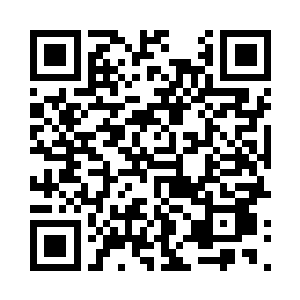 李梁丘发现自己根本腾不出手来发出求援信号二维码生成