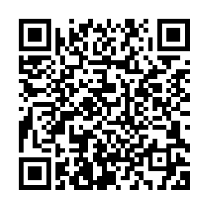 李毅不知道他在这餐厅里有没有装监视器或者录音设备什么的二维码生成